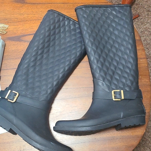 Black Guess Rubber Boots size 7 - Picture 3 of 3